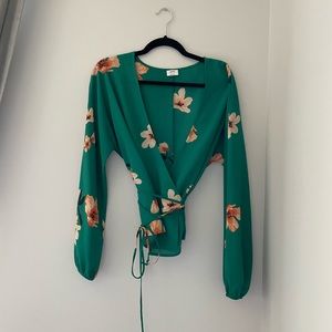 Aritzia Wilfred | Lilia Green Floral Wrap Blouse